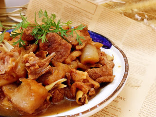 18、啤酒鸭,装盘