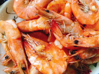 10、咖喱虾,捞出装盘备用