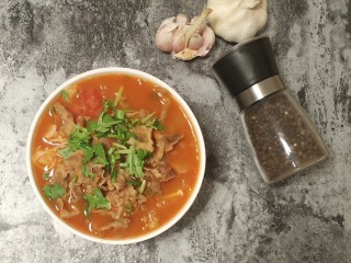 15、番茄肥牛金针菇,非常好吃，一定要试一试。爱吃酸的可以多放西红柿