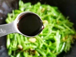 8、清炒四季豆,一勺蚝油，