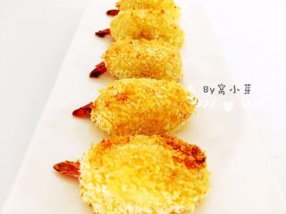 12、鲜虾可乐饼,出炉出炉,自己赶紧趁热偷偷吃一个,土豆口感好绵软呀,受不了了。