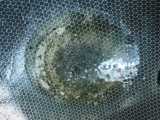 6、青瓜炒牛柳,热锅冷油