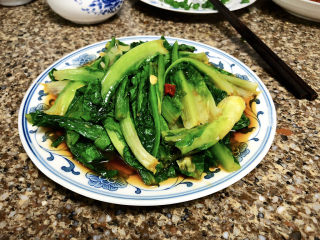 17、蚝油油麦菜➕柳塘新绿却温柔,这道蚝油油麦菜，做法简单，大火快炒保持油麦菜的脆嫩，喜欢的小伙伴一起来试试吧