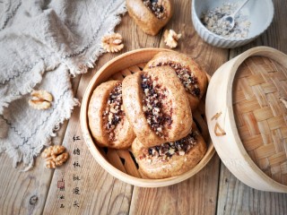 14、红糖核桃馒头,甜蜜又满足的红糖核桃馒头出锅啦！