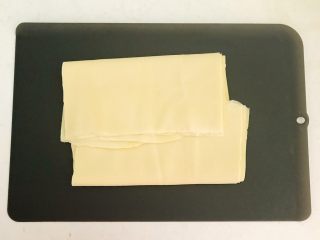 8、香椿系列之一 香椿豆卷蘸酱菜,干豆腐2张