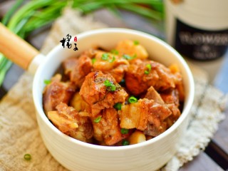 11、红烧芋头排骨,成品图