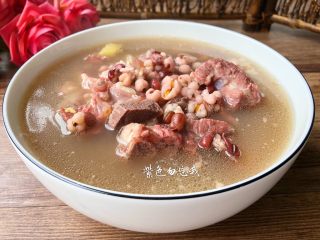 15、红豆薏米排骨汤,再来一张
