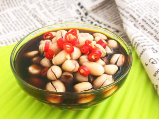 15、醋泡花生米,陈醋花生米味道纯正,开胃健脾~