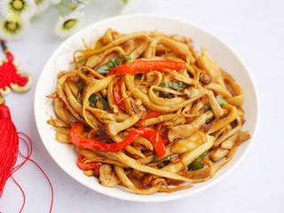 14、低脂低卡的手撕杏鲍菇,非常好吃哦～