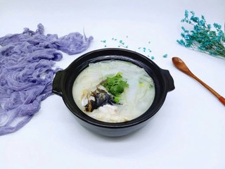 16、#一碗汤##秋季补钙佳品#鱼头粉皮汤,味道鲜美又补钙，喜欢的一起做起来吧！