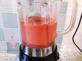 8、山楂球,将山楂打成泥