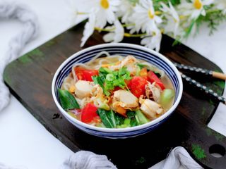 18、番茄扇贝鱼卤面,我要开动了~