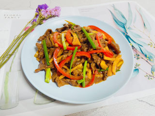 21、杏鲍菇炒牛肉+家常小炒,成品图