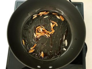 10、5分钟快手菜  蚝油生菜,炒匀