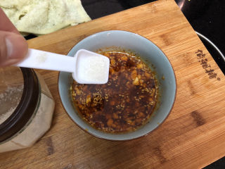 21、蒜泥茼蒿➕蒜泥蒸茼蒿,一茶匙白糖