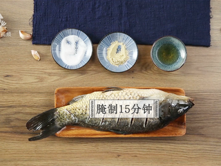 6、芒种节气宜清淡滋补，干烧鲤鱼好吃又养生,腌制15分钟