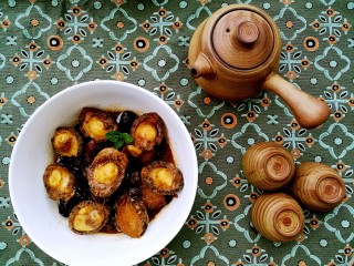 15、#秋味儿#鲍鱼红烧肉,又做了一次，这次用了红糖个老抽，上色效果更好。滋阴益气，补阳益肾，秋季滋补美味，赶紧学起来吧。