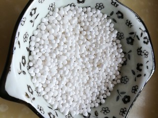 1、夏日消暑，芒果西米露,准备西米