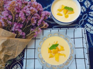 15、夏日消暑，芒果西米露,炎炎夏日里，简单快速的芒果西米露甜品，清爽怡人又营养，当下午茶、瘦身晚餐都是极好的。