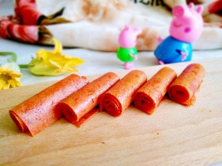 14、自制小零食――零添加山楂卷。,小孩子最喜欢的小零食了，也可以用来追剧吃哦！