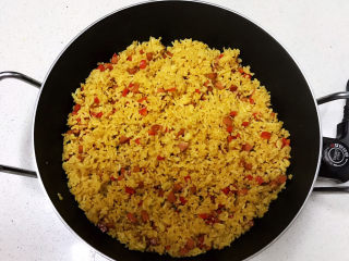 16、咖喱蛋炒饭,翻炒均匀