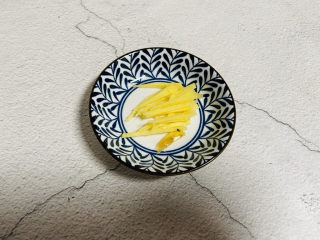 2、白灼大虾,姜丝