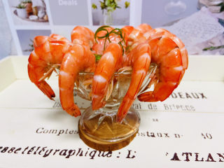 15、白灼大虾,摆盘