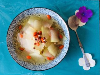 12、瘦身红豆薏米冬瓜汤,简单快手的夏季祛湿汤就做好了。