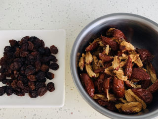 6、甄糕,红枣去核