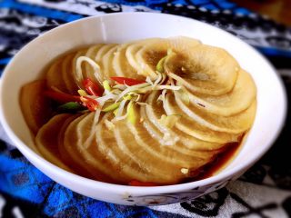 13、清蒸萝卜,可以泡上几分钟，更入味