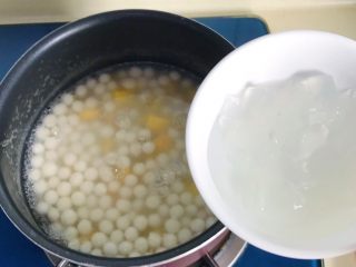 5、水果酒酿圆子羹,放芦荟