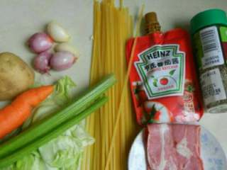 1、意式蔬菜汤,准备好所有食材！