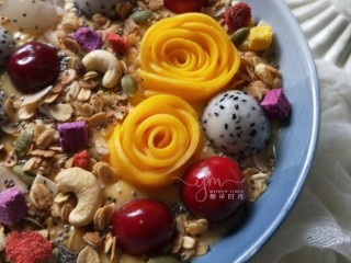 16、芒果思慕雪,好看又好吃。低脂又营养。