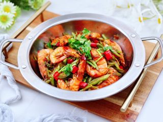 20、芸豆丝爆虾,成品