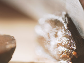 4、乌圣糕,黑蒜