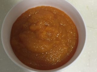 7、好好ci牌 杏子果酱,装碗，由于我没有玻璃罐！！！