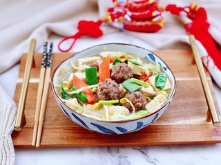 16、除夕必吃的炖菜，寓意年年有余,成品一