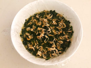 14、菠菜鸡蛋羹,调匀