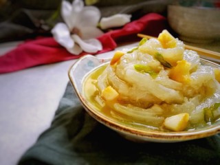 13、白灼茄子,完成。