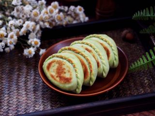 22、鹅蛋韭菜翠玉盒子,成品一