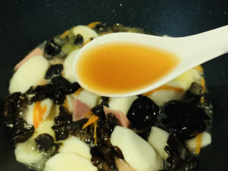 13、木耳炒山药,加料酒