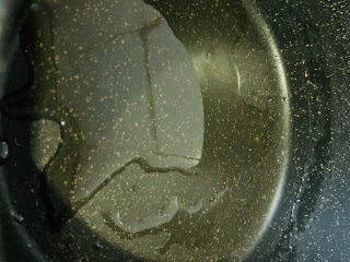 10、糖醋莲藕,锅加食用油