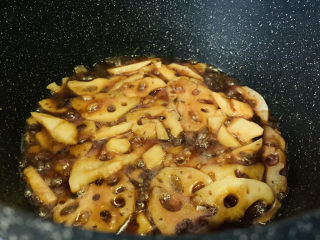 15、糖醋莲藕,大火焖煮一会