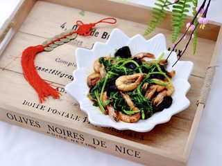 18、茼蒿海虾木耳小炒,成品一