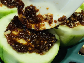 16、蒜蓉蒸丝瓜,加蒜蓉