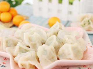 10、家常饺子,味美鲜嫩的饺子，做多的可以冷冻保存。下次直接拿来煮熟即可。