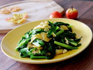 17、家常韭菜炒鸡蛋,装盘，可以吃了，配一碗米饭很不错