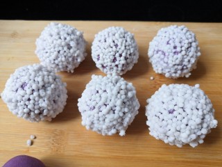 14、西米紫薯球,依次做完。