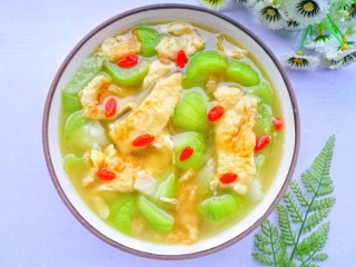 15、丝瓜蛋汤,超级鲜美。