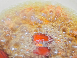 3、食疗食谱——五红水（亲测有效！）,大火煮开，转小火。